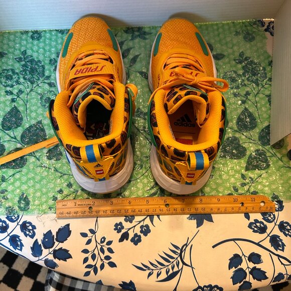Adidas Donavan Mitchell Issue 3 Lego edition Size 5.5 - Picture 2 of 9